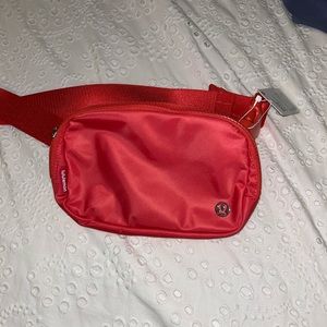 Lululemon Everywhere Belt Bag 1L